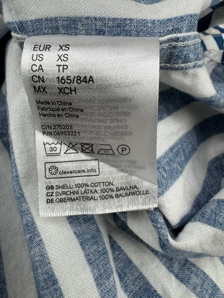 H&M Mens Blue/White Pinstripe Button-Up Long Sleeve Regular Fit Shirt Size XS - Image 4 of 4