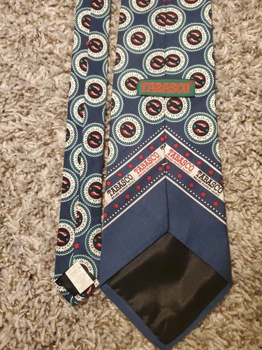 VTG Tabasco Brand Pepper Sauce Necktie Hot Sauce Blue Bandana Print Cotton USA - Picture 3 of 8