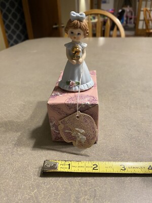 Enesco Growing Up Girl Age 2 Brunette E-9526 New in Box Birthday Figurine
