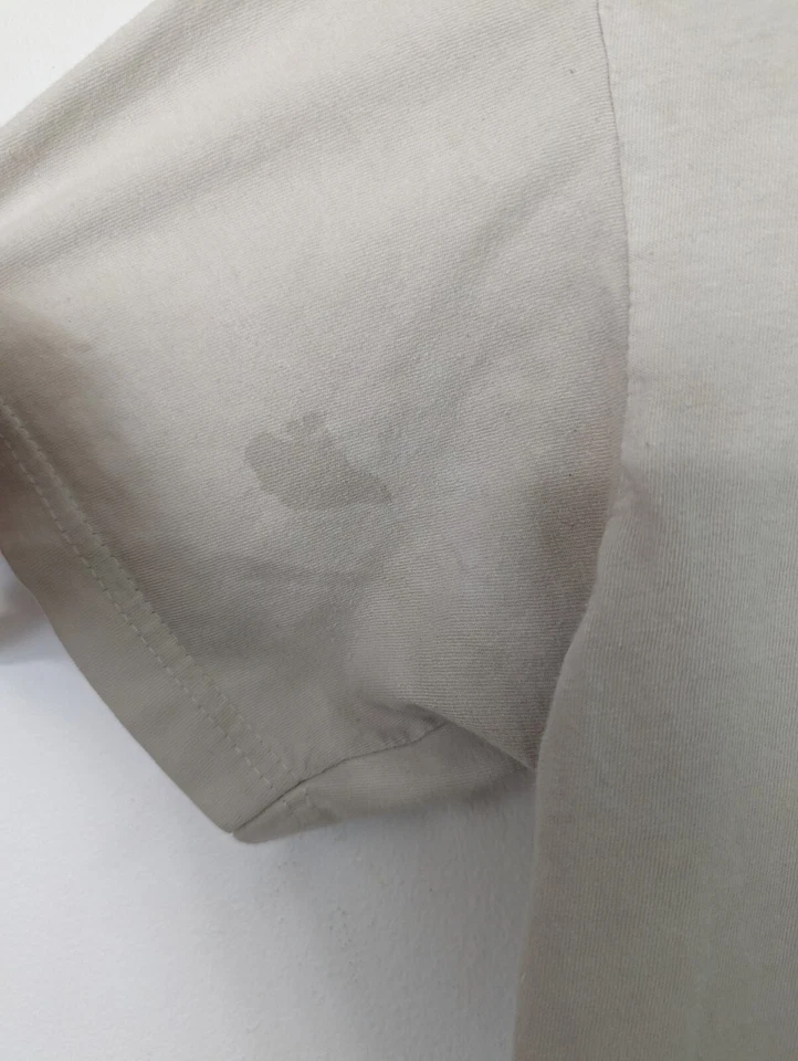 Camiseta Between the Buried and Me Atticus Negra Edición Limitada Firma Pequeña Foto 3 de 4