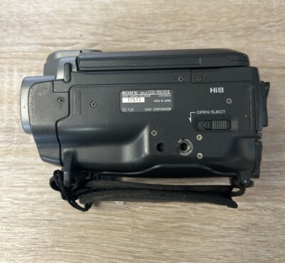 Sony Handycam CCD-TRV101e 40x Optical Zoom 8mm Hi8 Video