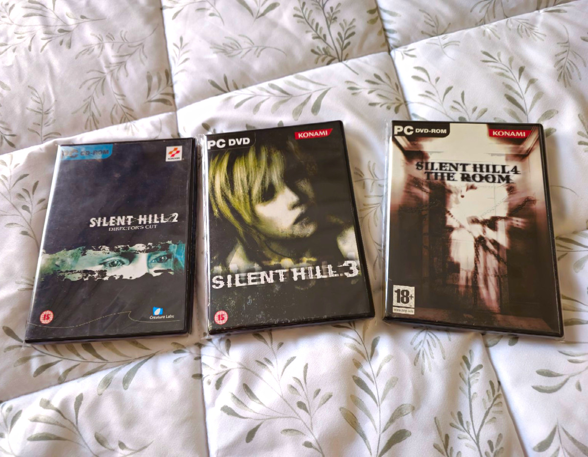 Konami Silent Hill PC DVD Game Lot Silent Hill 2, 3 & 4: The Room 18+ English