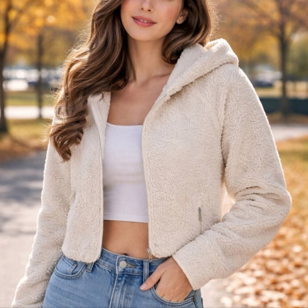 Obermeyer Cream Sherpa Crop Hoodie Jacket Size Medium