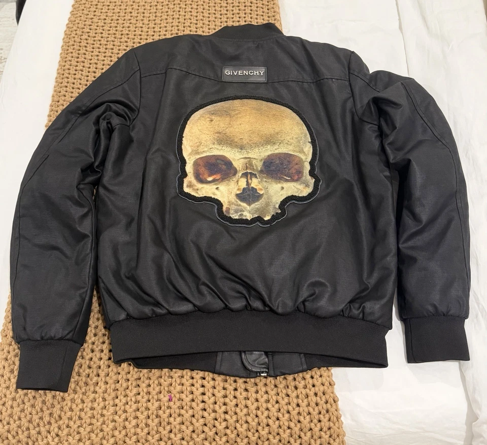 Brand New Givenchy Jacket Skull Head Patch Size XL - Image 2 of 4