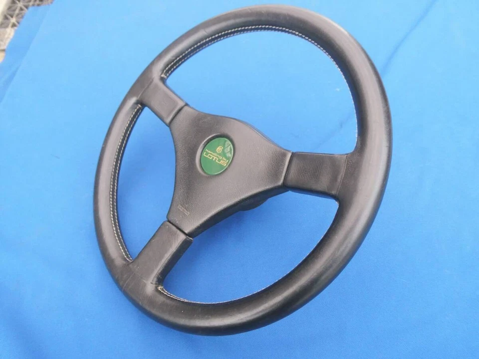 Volante Isuzu Momo genuino, manejo por Lotus, para el Bighorn, G #PC303H Foto 3 de 4