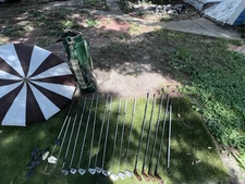 Complete Golf Club Set with Bag and Umbrella. Jack Nicklaus VIP Set.