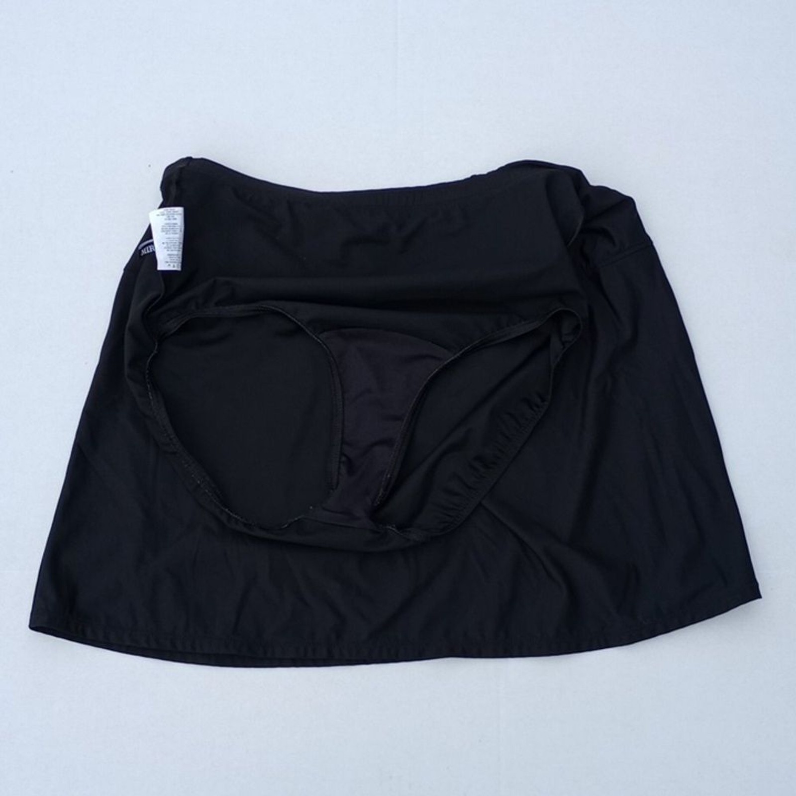 Women's Size 14 Miraclesuit Solid Basic Fit and F… - image 6