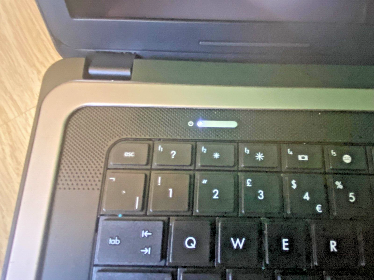 CHEAP LAPTOP HP 630 Intel Core i3 2533 MHz MICROSOFT OFFICE 2013