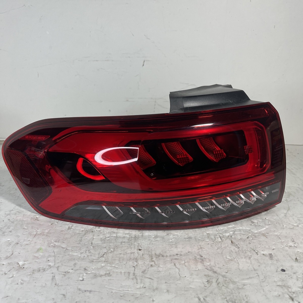 2021 2022 2023 Mercedes GLB200 GLB250 Tail Light LEFT DRIVER SIDE