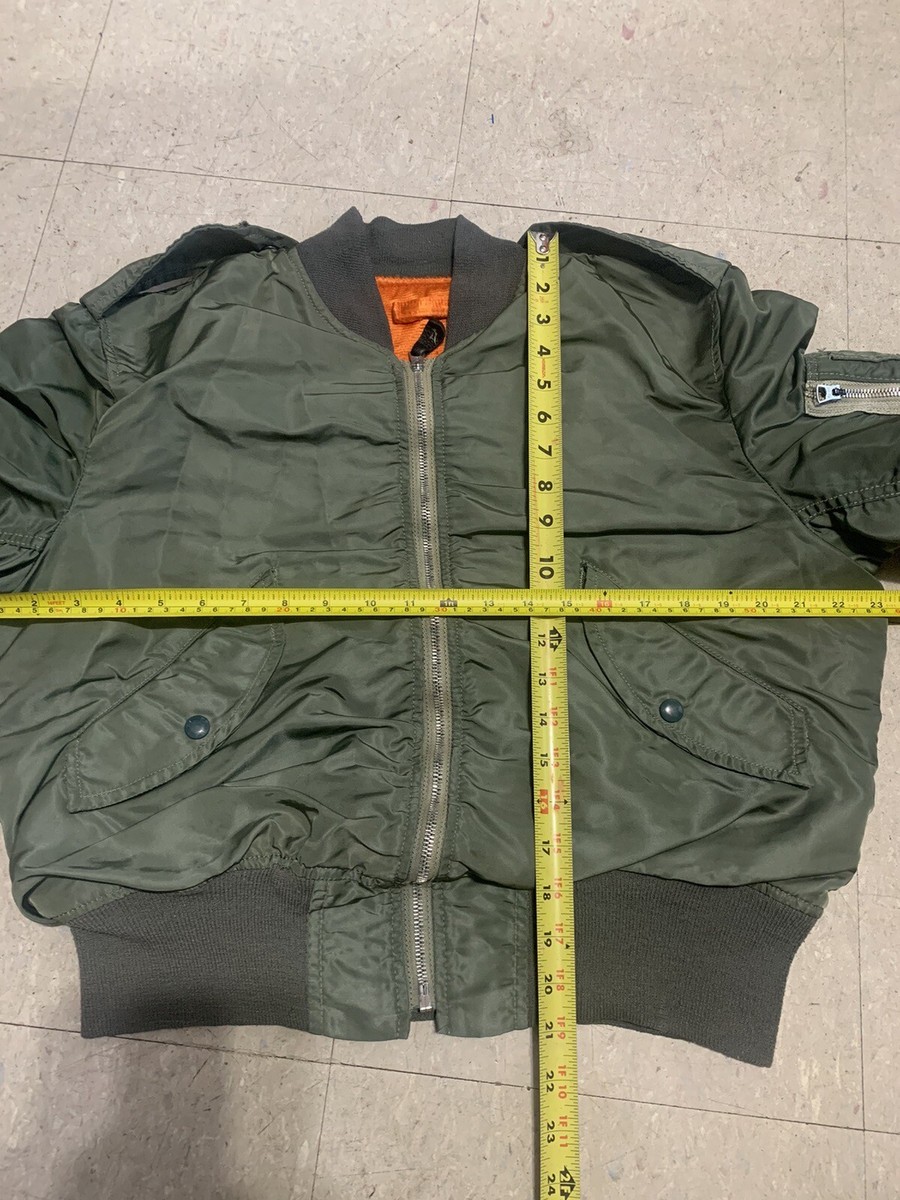 Vintage Alpha Industries L-2B Military Flight Bomber Jacket Vintage Alpha Industries L-2B Military Flight Bomber Jacket
