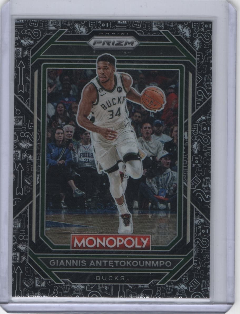 2022-23 Panini Prizm Monopoly  Black Classic Icons #49 Giannis Antetokounmpo