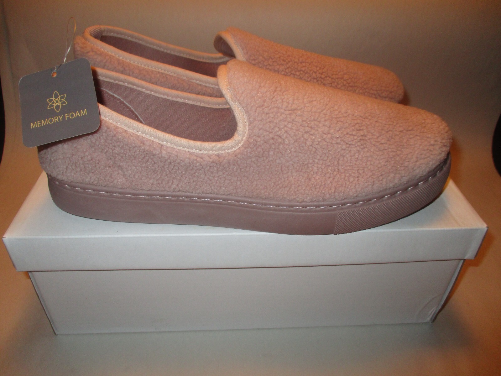 NEW Harmony Balance Hale Womens 8.5 Pink Faux Fur Memory Foam Well Cushion Flats