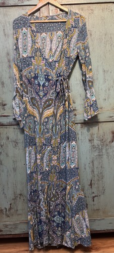 Hippy Hippy Shake Wrap Dress Size 12-14
