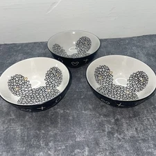 Disney Mickey Mouse “Love, Mickey” Set Of 3 Tidbit Bowls
