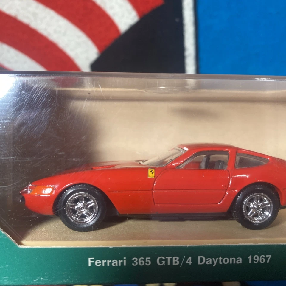 RIO 1/43 FERRARI 365 GTB/4 DAYTONA 1967 HECHO EN ITALIA Foto 3 de 4