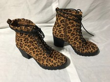 Zigi Soho Kourtlan Leopard  Combat Heeled Ankle Boots Size 7.5