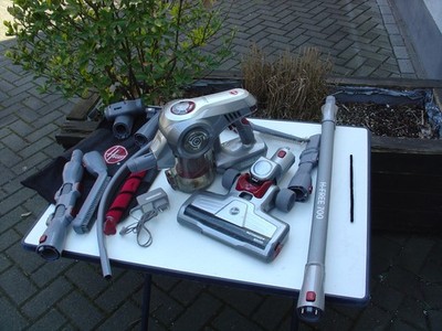 HOOVER H-Free 700 Handstaubsauger Model 94LD1762-01 Mit Zubehör