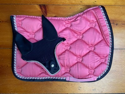PS of Sweden Cranberry PONY Pad & Bonnet Matching Set