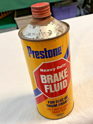 vintage Prestone Heavy Duty 1 Qt. Metal Brake Fluid Can with Cap 9'' tall