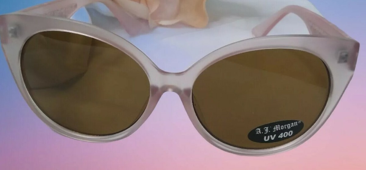 AJ Morgan pink femme fatale retro cat eye sunglasses A.J. Morgan Pink Sunglasses for Women | Mercari main image 4