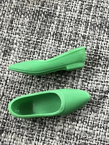 FRANCIE Barbie HTF GREEN Soft Squishy Pointed Flat SHOES Vintage 1966 Japan