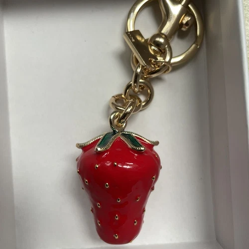 Strawberry KeyChain Bag Charm Resin and Metal - Bild 7 von 12