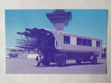 AVIATION POSTCARD DULLES INTERNATIONAL AIRPORT MOBILE LOUNGE