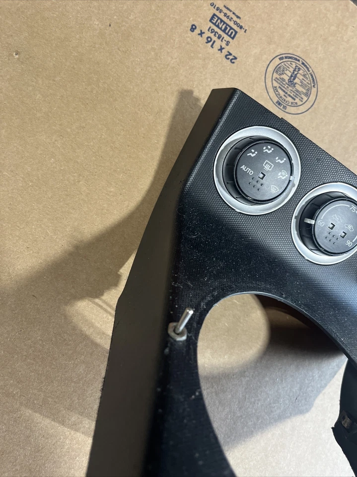 03 05 Nissan 350z OEM A/C heating climate control temperature switch Ecm - Image 4 of 4