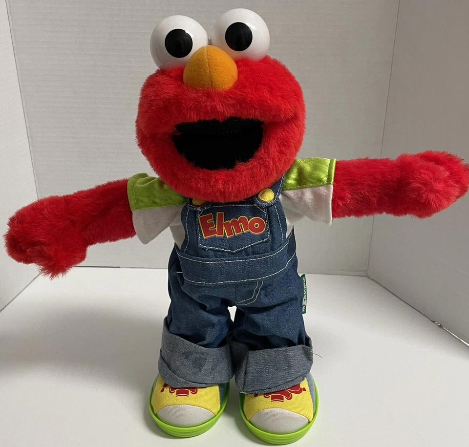 Juguete de peluche Sesame Street Let's Pretend Elmo para jugar en movimiento 1999 - Funciona Foto 2 de 4