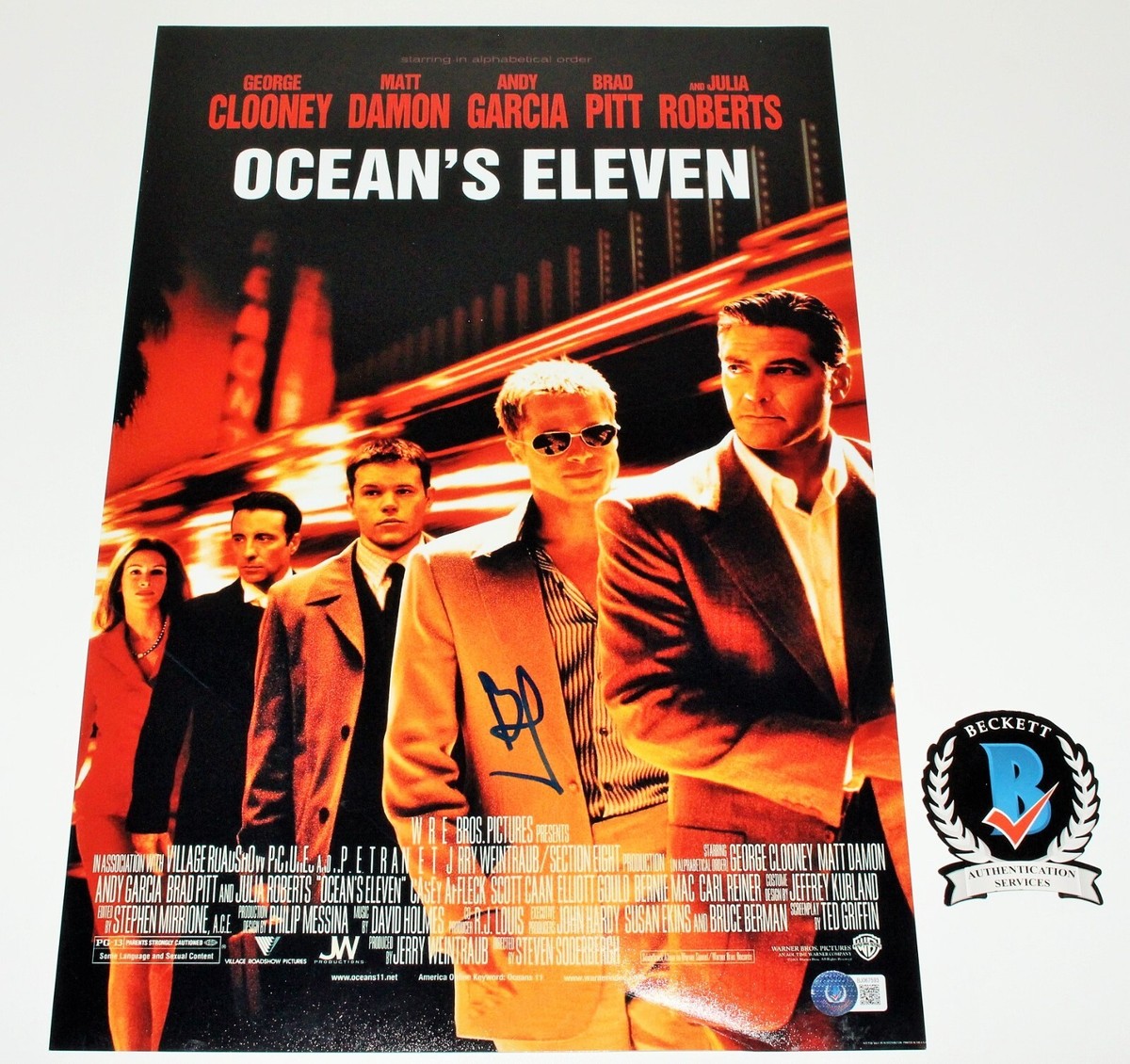 BRAD PITT SIGNED 'OCEAN'S ELEVEN' 12x18 MOVIE POSTER PHOTO 11 CAST BECKETT  COA
