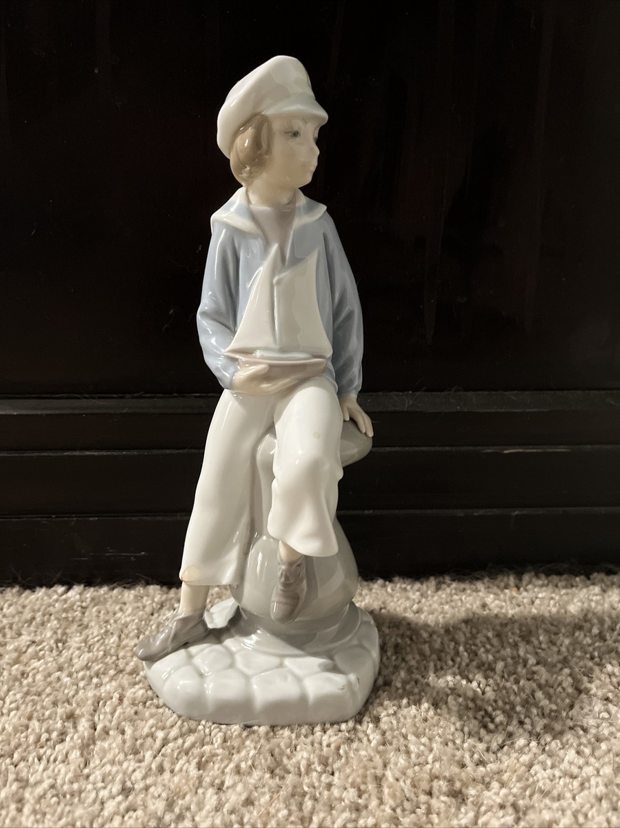 MINT! Lladro Sailor Boy Porcelain Figurine Child with Sailboat 9