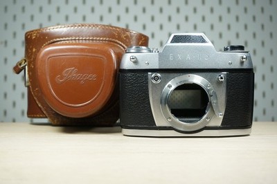 Ihagee Dresden EXA II b ( 2b, IIb ) camera body,  Exakta bayonet + case #235867