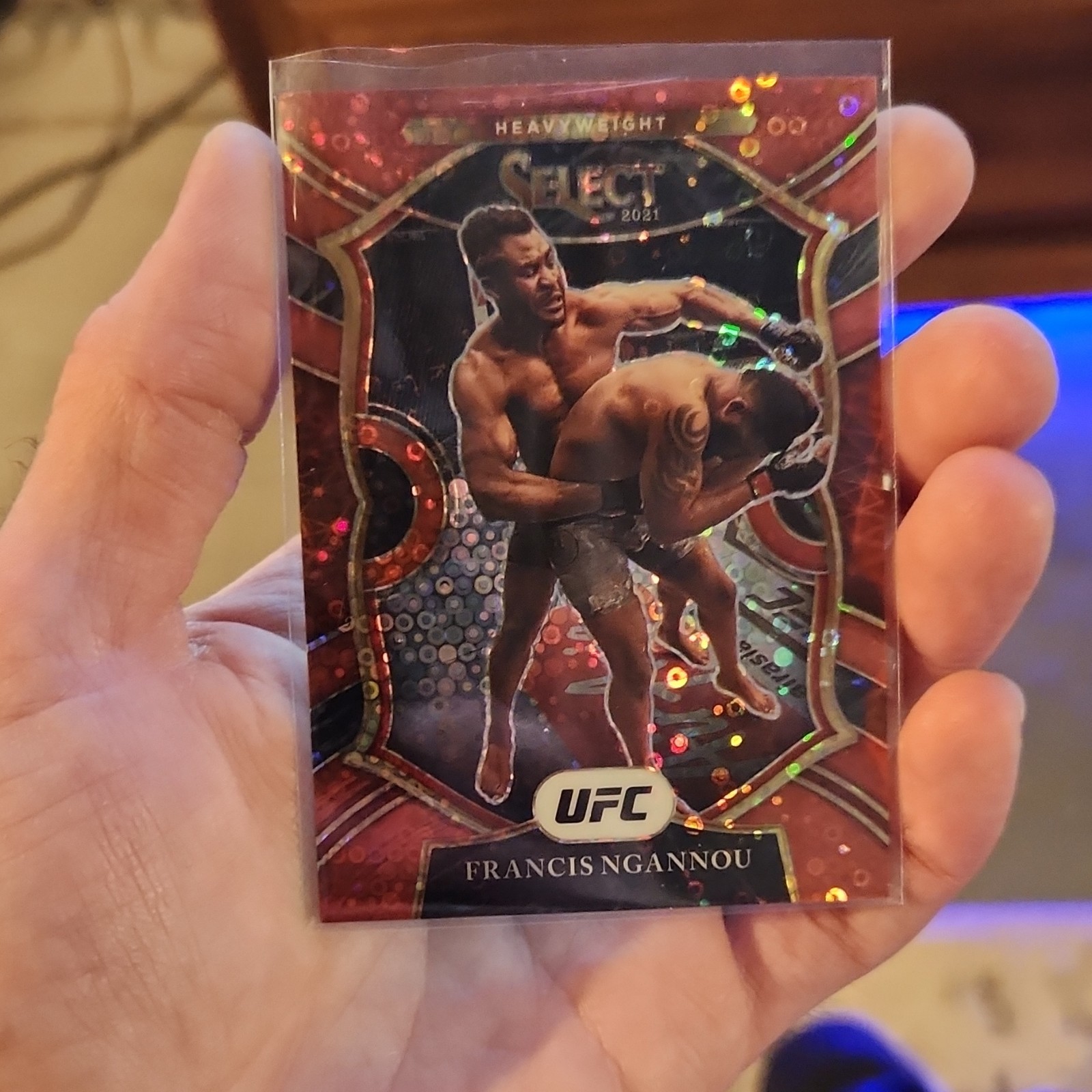 2021 Panini Select UFC Francis Ngannou #92 Red Disco Prizm Concourse Serial /199