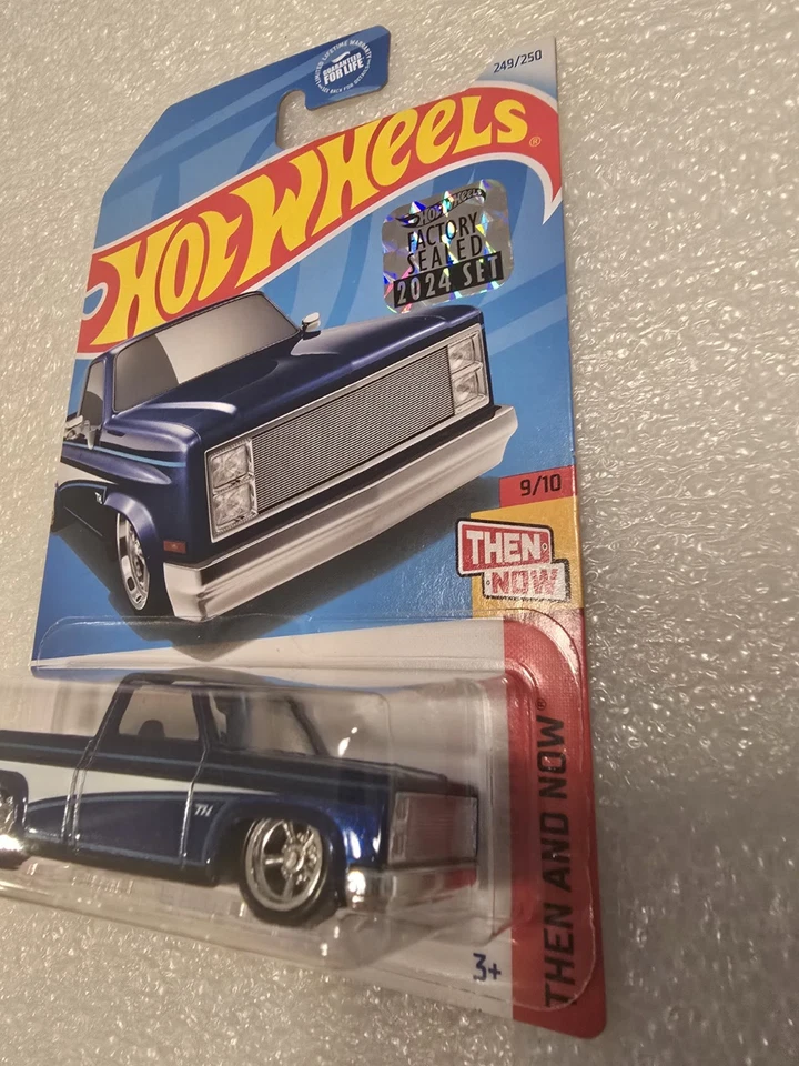 Hot Wheels Factory Sealed 2024 Set Super Treasure Hunt '83 Chevy Silverado MINT - Image 4 of 4