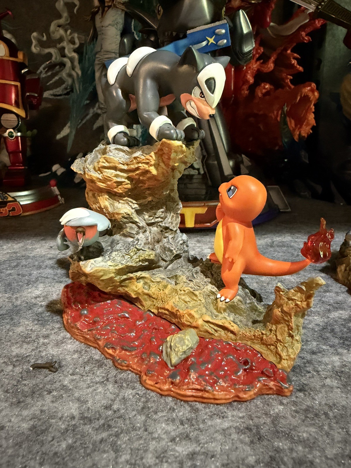 Pokemon Houndoom Charmander Resin Figure Diorama Statue