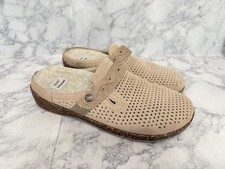 Earth Origins Aurora Jessica Clogs 8M Tan Leather Perforated Slip On Mules