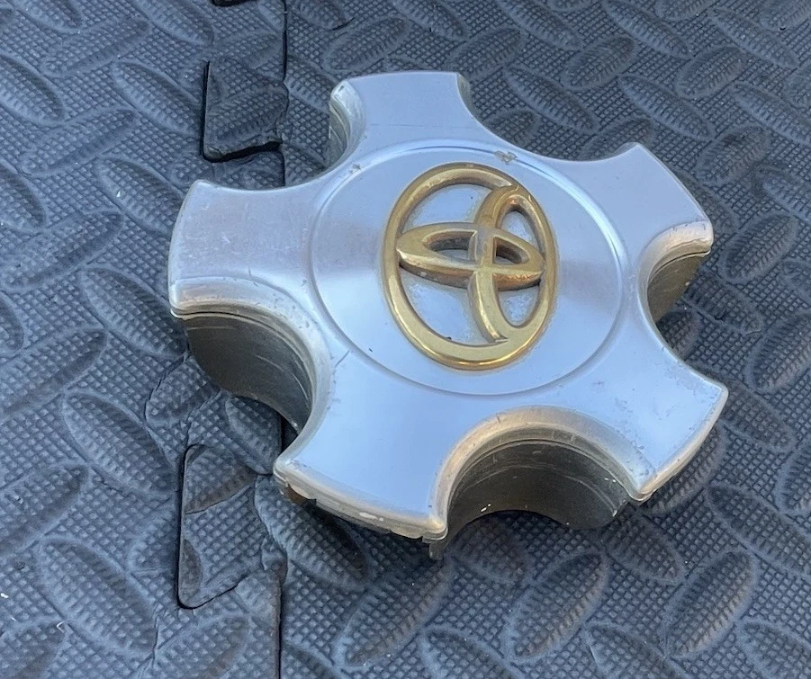 Tapacubos 17" Toyota Avalon 2005-2010 42603-AC050 Foto 3 de 4