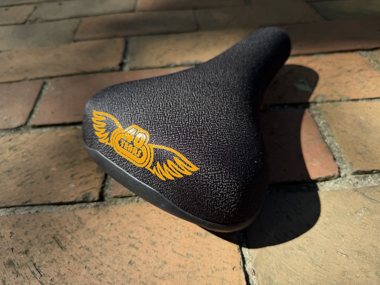 2017 40th Anniversary Om Duro Railed Seat Black
