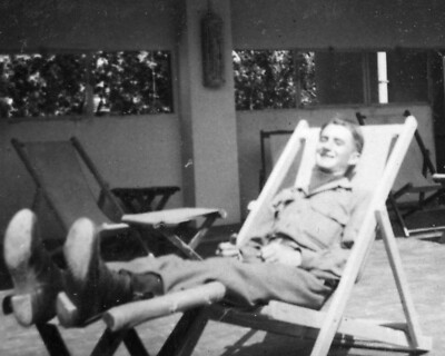 ORIGINAL VINTAGE PHOTO: Military Man Male Lounge Chair 40's 40s