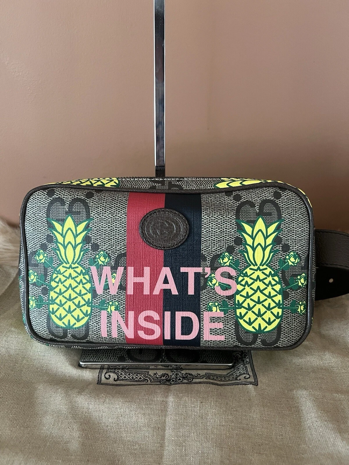 Authentique sac ceinture Gucci Supreme édition limitée ananas taille 80 pré aimé
