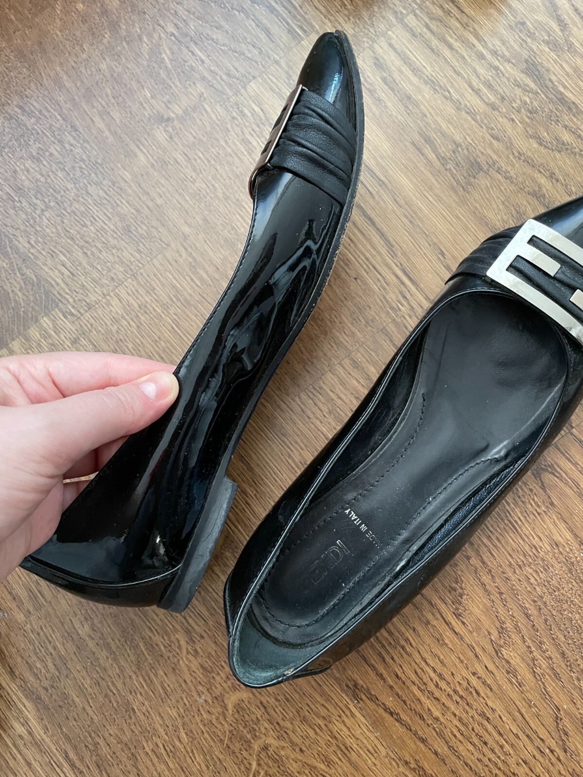 100 Authentic FENDI Ballet Flats Black Patent Leathe… Gem