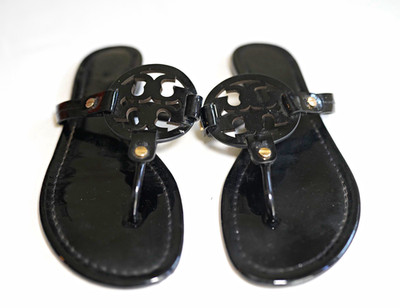 Authentic Tory Burch Miller Black Patent Leather Logo Thong Sandals Size 8
