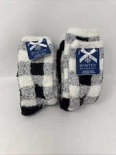 2x Winter Essentials Super Soft Socks Size 4-10  (4 Pairs Total )
