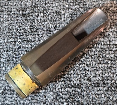 Vintage Manhattan Clarinet Mouthpiece - Hard Rubber Ebonite - NYC Skyline Logo