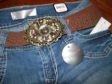 No Boundries Curvy Fit Size 9 Shorts, New w/Tags, w/Belt, Stretch