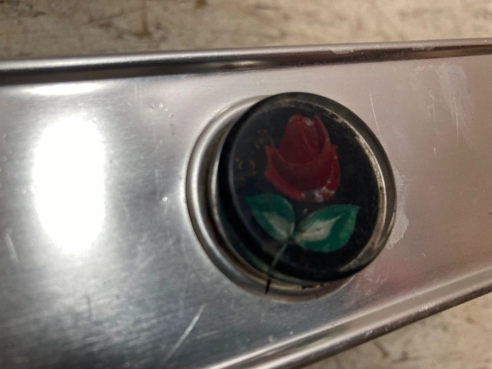 Caja dispensadora de pañuelos Kleenex accesorio rosa vintage AUTO SERV Chevy Ford GMC Foto 4 de 4