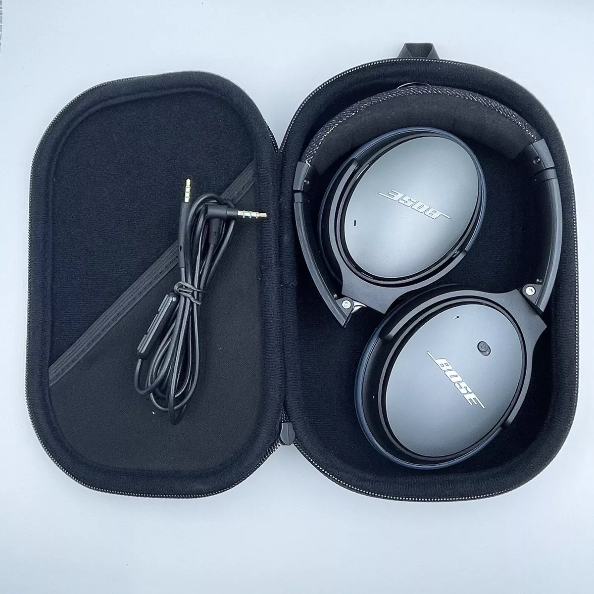 Bose QuietComfort 35 II vs 25: Go for The Best One - Headphone Day