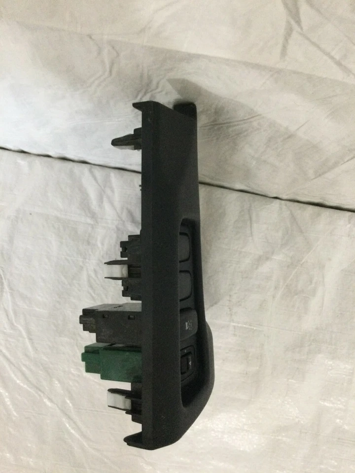 2013 三菱 RVR 左下仪表板膝盖装饰带雾灯牵引开关原始设备制造商 — 第 3/4 张图片