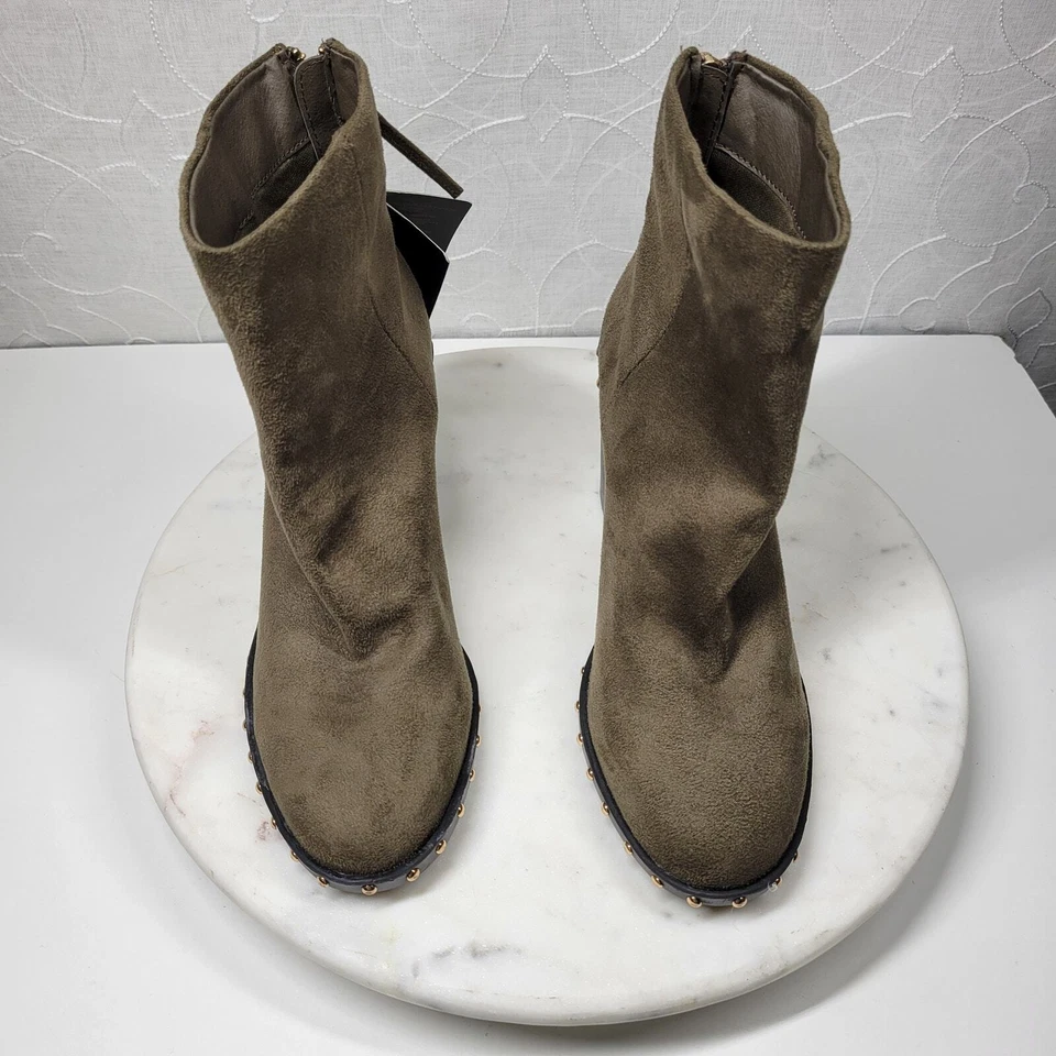 Forever 21 Botas de Gamuza para Mujer 7 Cuero Verde Dorado Remaches Tacón Bloque Cremallera Nuevas Foto 4 de 4