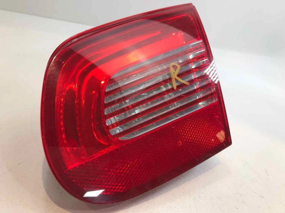 Conjunto de luz trasera de pasajero montada OE 1q0945094 para VOLKSWAGEN EOS 2007-2011 Foto 2 de 4